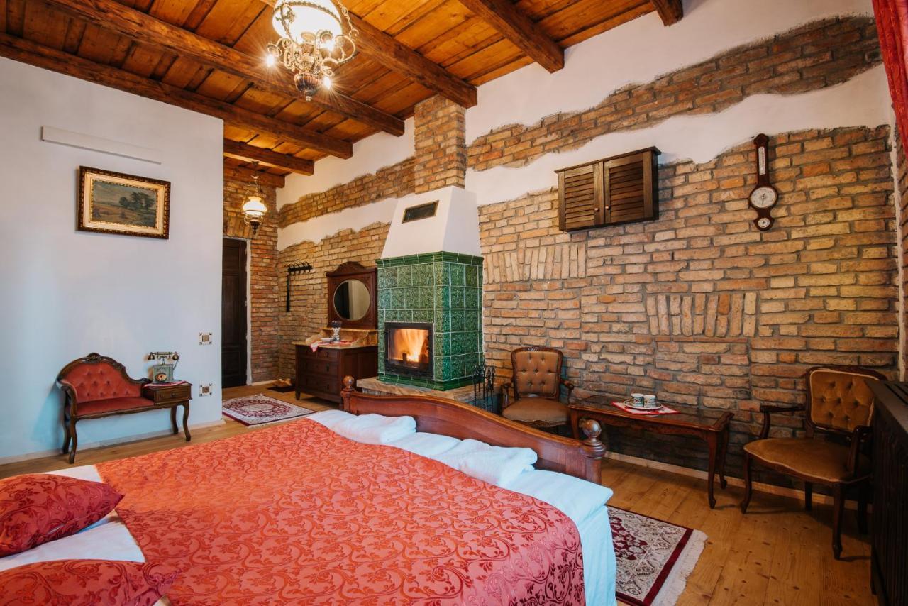 Molnos Kuria Pension Corund (Harghita) Exterior foto