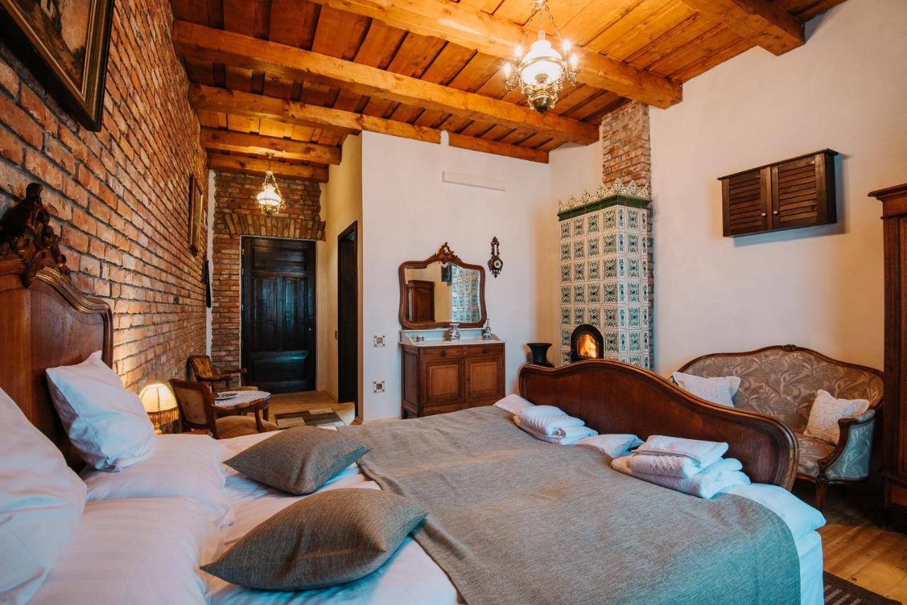 Molnos Kuria Pension Corund (Harghita) Exterior foto