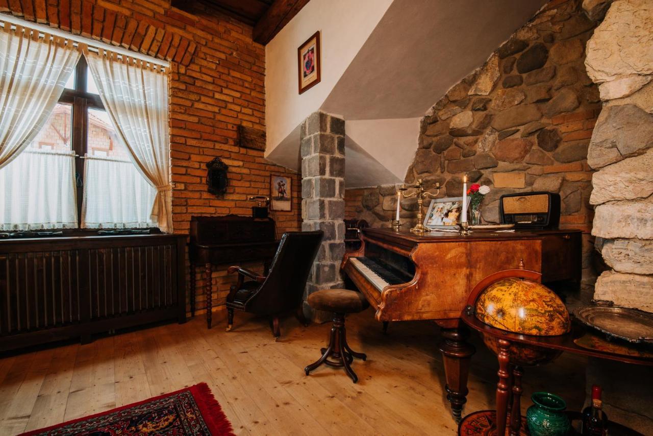 Molnos Kuria Pension Corund (Harghita) Exterior foto